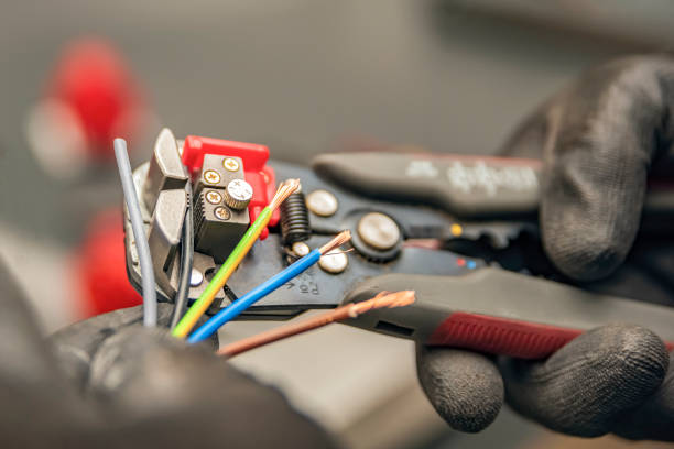  Merkel, TX Electrician Pros